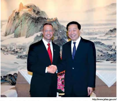 http://www.jsfao.gov.cn/  Then-Gov. Martin O&rsquo;Malley meets with Jiangsu Province leader Luo Zhijun in
Nanjing, Jiangsu, China, June 4, 2011.